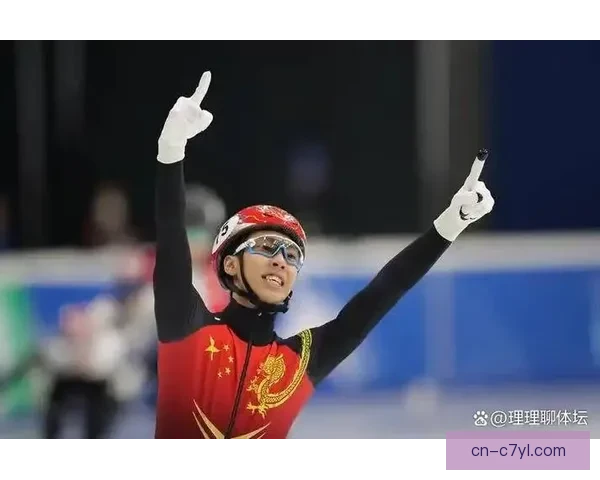 武大靖呼喊接着滑 孙龙膝盖被冰刀划伤