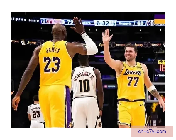 湖人三配角强势助力，关键时刻稳如泰山